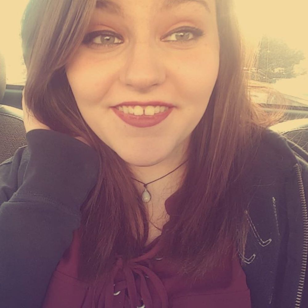 Meet your Posher, Brittany